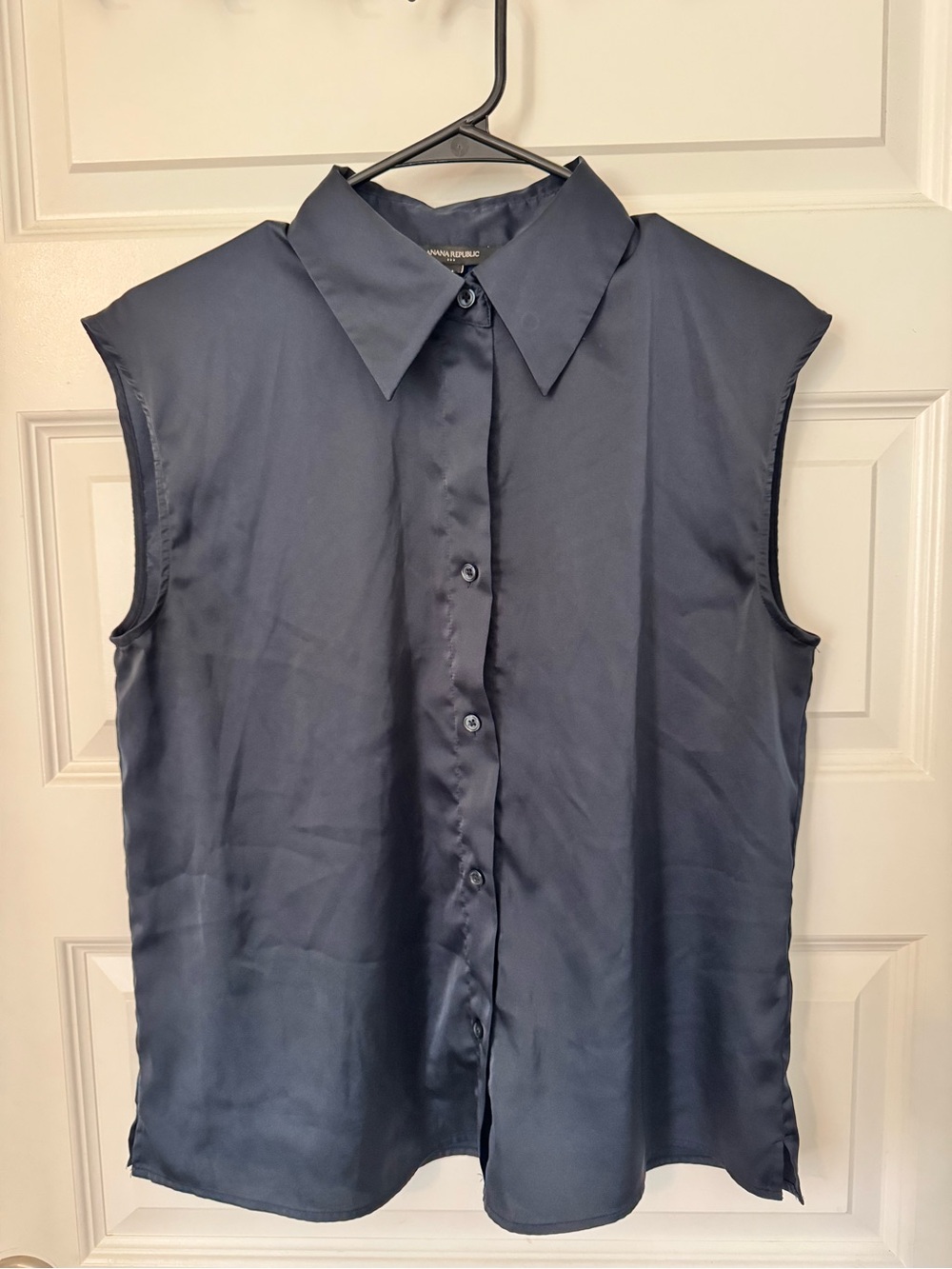 Banana Republic Navy Blue Sleeveless Button-Up Blouse